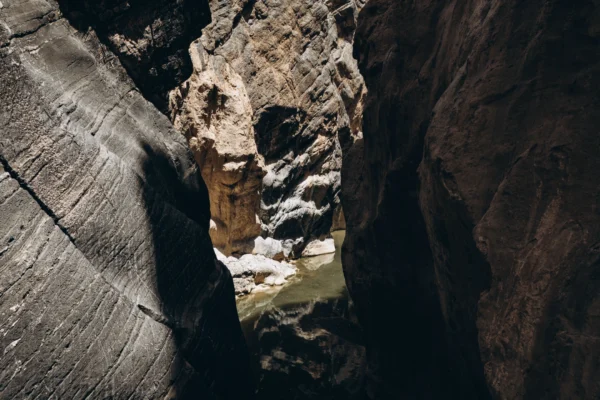 Nizwa – Jebal Shams Grand Canyon