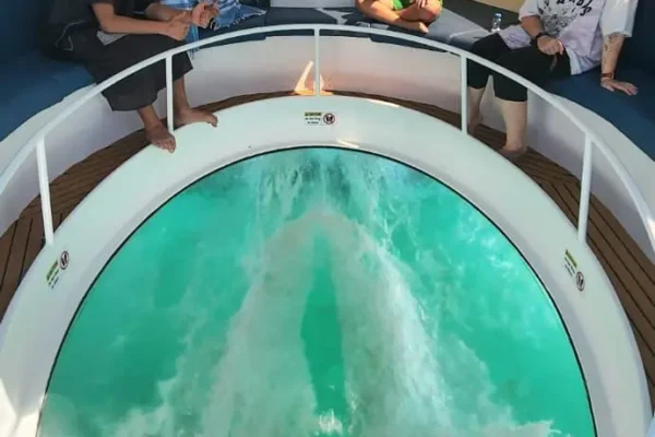 Glass Bottom Boat Trip to Dimaniyat Islands from Muscat